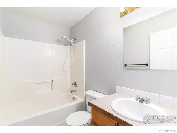 Greeley, CO 80631,864 E 20th St Dr