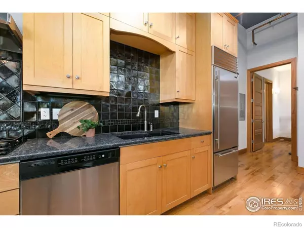 Fort Collins, CO 80521,210 W Magnolia ST #420