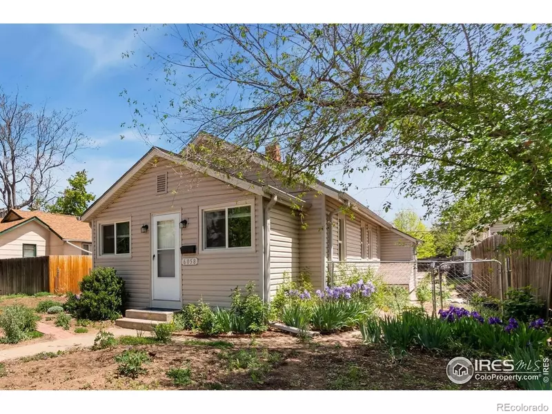 6058 S Hill ST, Littleton, CO 80120