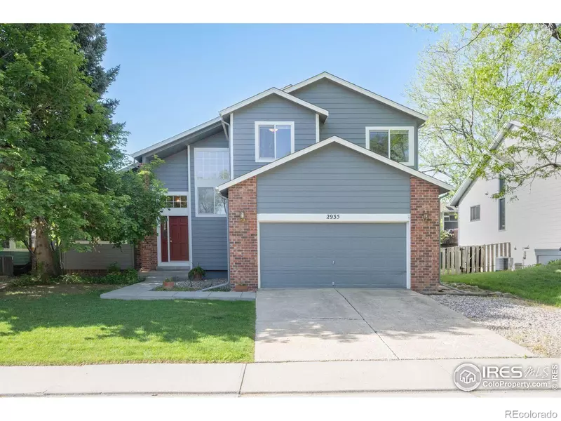 2935 Bow Line PL, Longmont, CO 80503