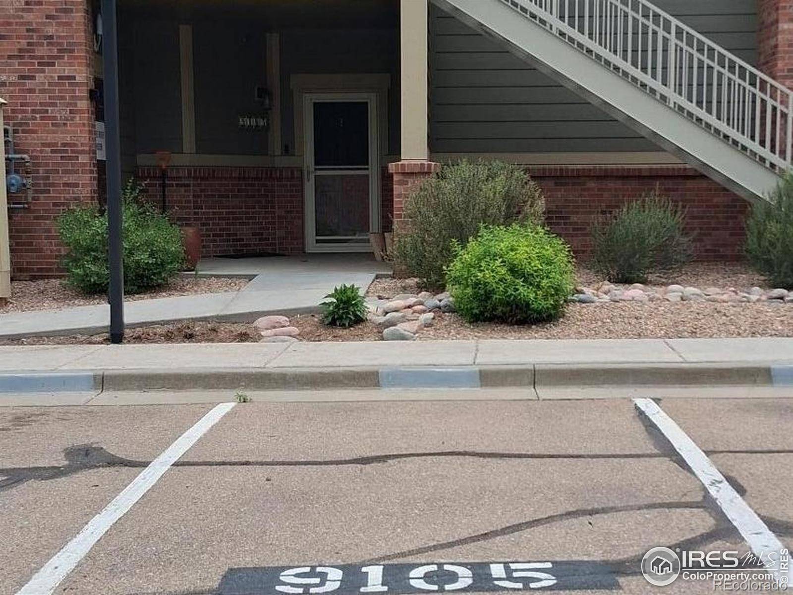 Longmont, CO 80504,804 Summer Hawk DR