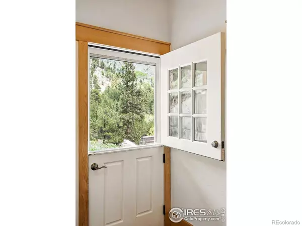 Jamestown, CO 80455,3915 James Canyon DR