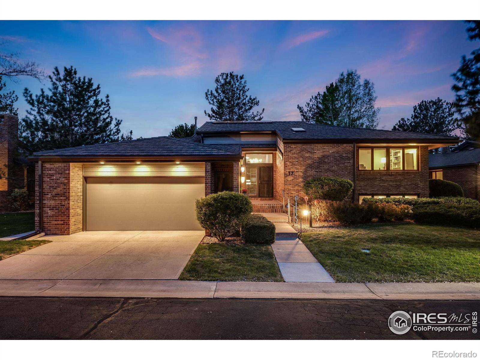 2777 S Elmira ST #17, Denver, CO 80231
