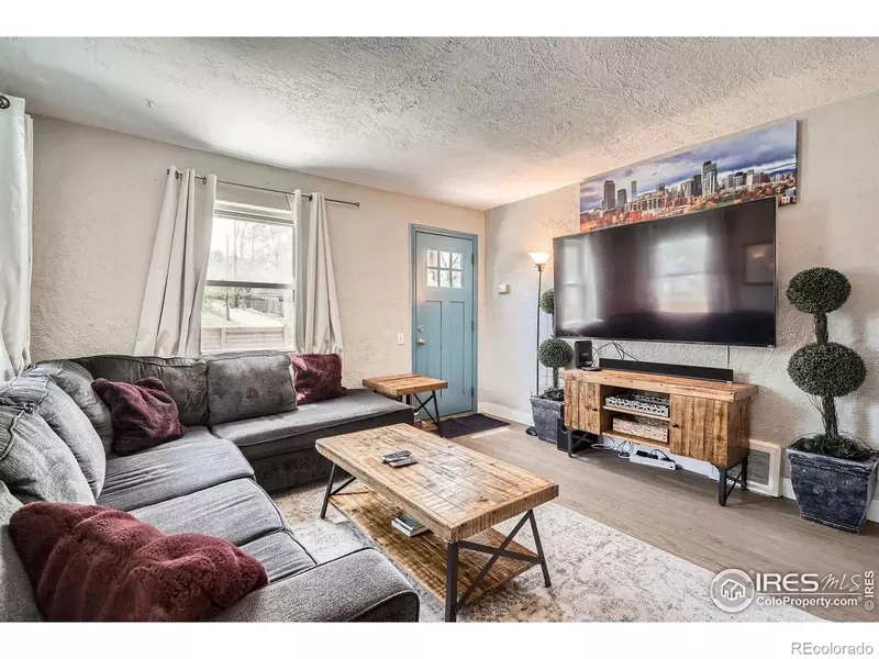 4009 W 52nd AVE, Denver, CO 80212