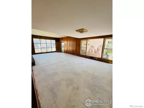 Cheyenne Wells, CO 80810,151 W 1st ST