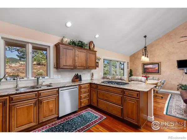 Boulder, CO 80302,6183 Red Hill RD