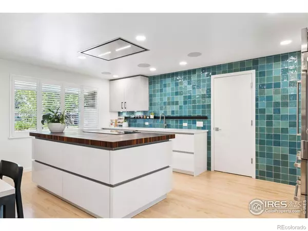 Arvada, CO 80004,8612 W 69th PL