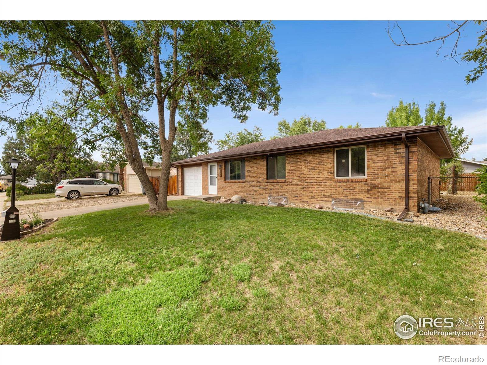 Longmont, CO 80504,530 Mount Evans ST