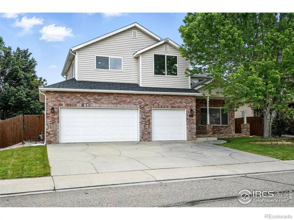 2078 Goldfinch CT, Longmont, CO 80503