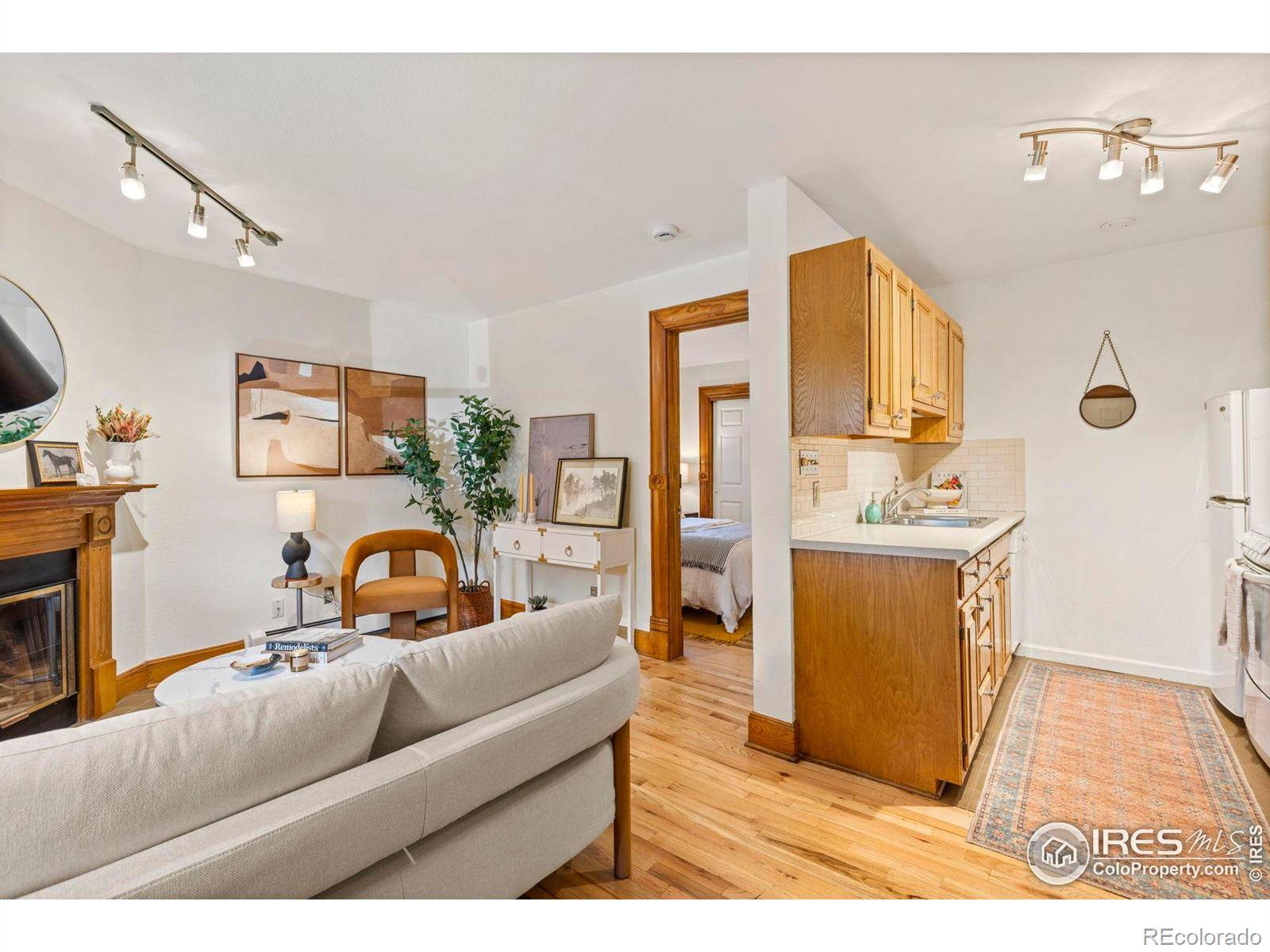 Boulder, CO 80302,1430 18th ST #1