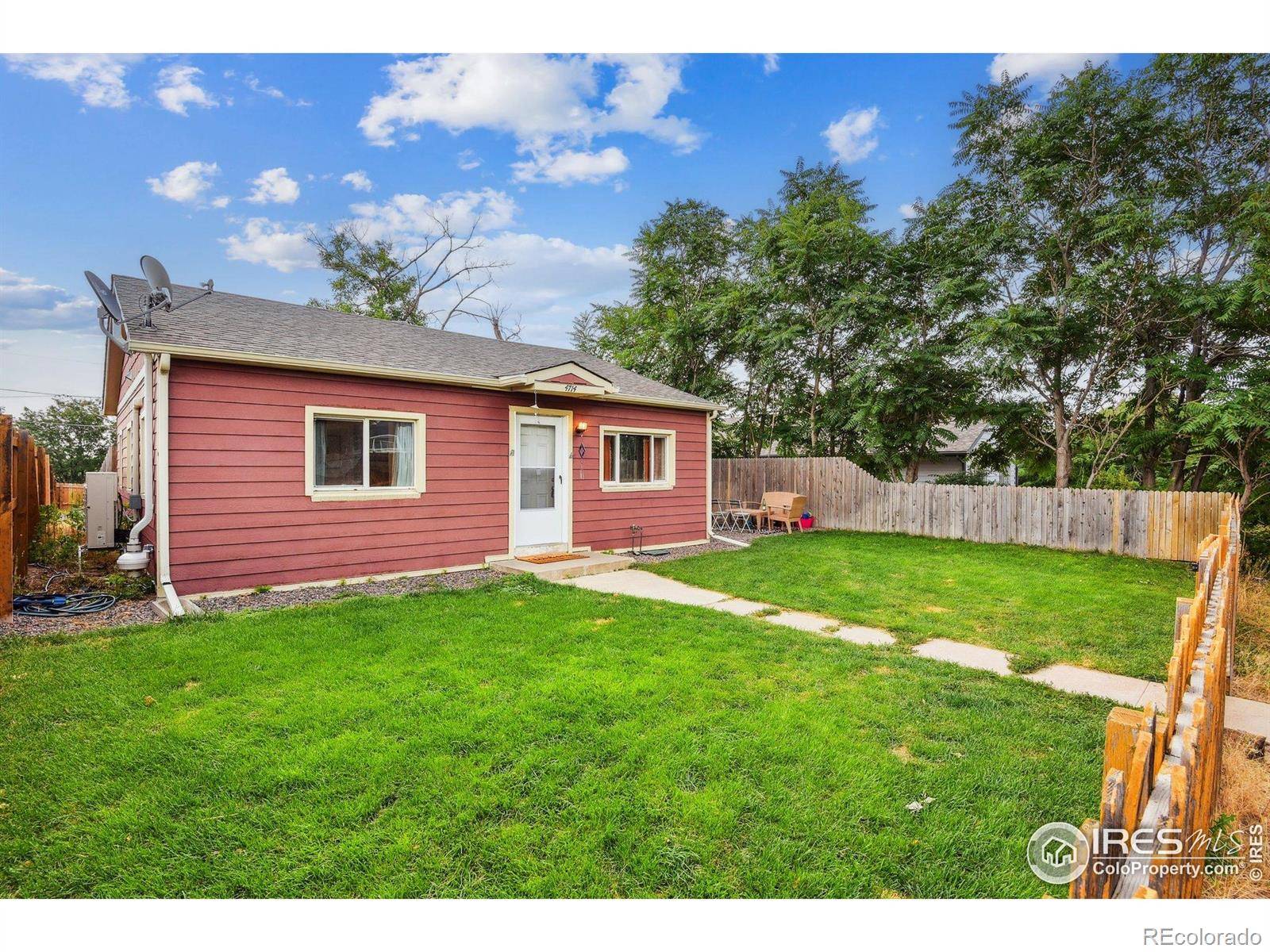 Denver, CO 80216,4714 Leaf CT