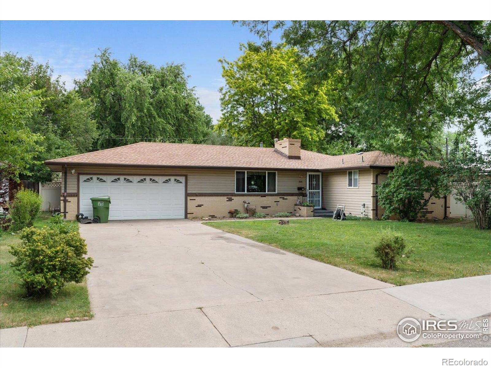806 E Kelly DR, Loveland, CO 80537