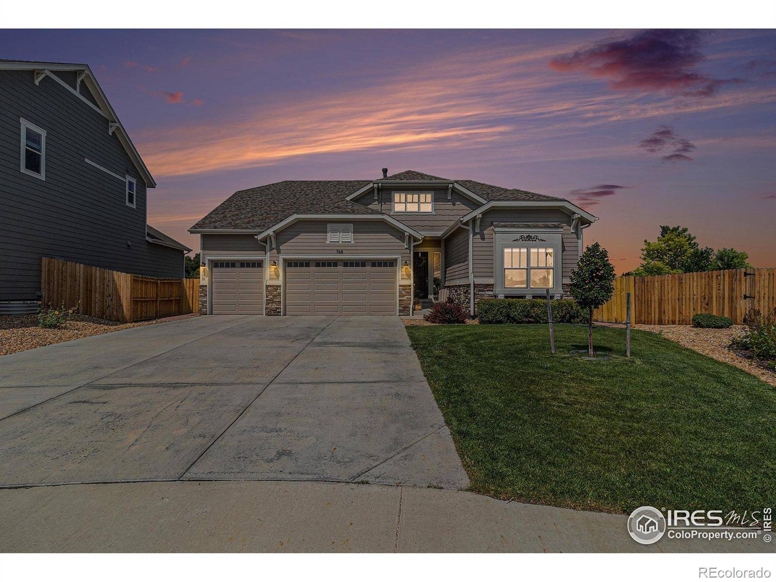 768 Sandpoint DR, Longmont, CO 80504