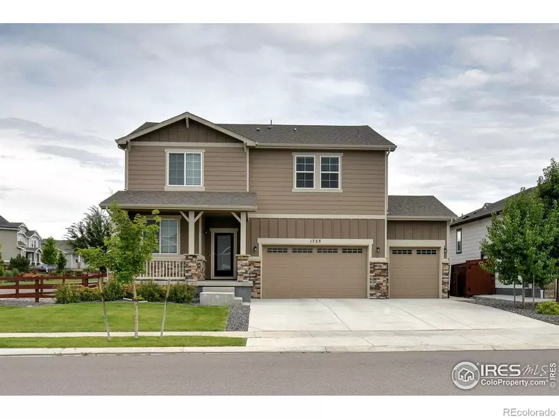 1723 Branching Canopy DR, Windsor, CO 80550