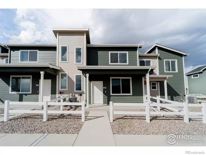 3824 Pinnacles CT, Evans, CO 80620