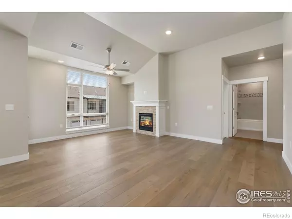 Fort Collins, CO 80524,974 Landmark WAY #5