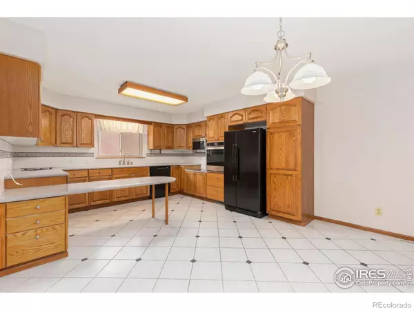 Longmont, CO 80503,3319 Mountain View AVE