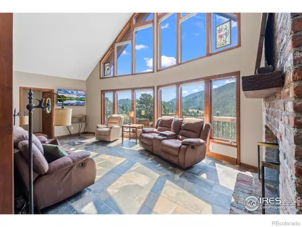 Glen Haven, CO 80532,317 Dunraven Glade RD