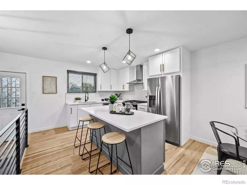 4090 W Wagon Trail DR, Littleton, CO 80123