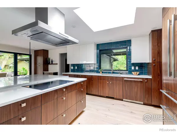 Boulder, CO 80301,6987 Sweetwater CT