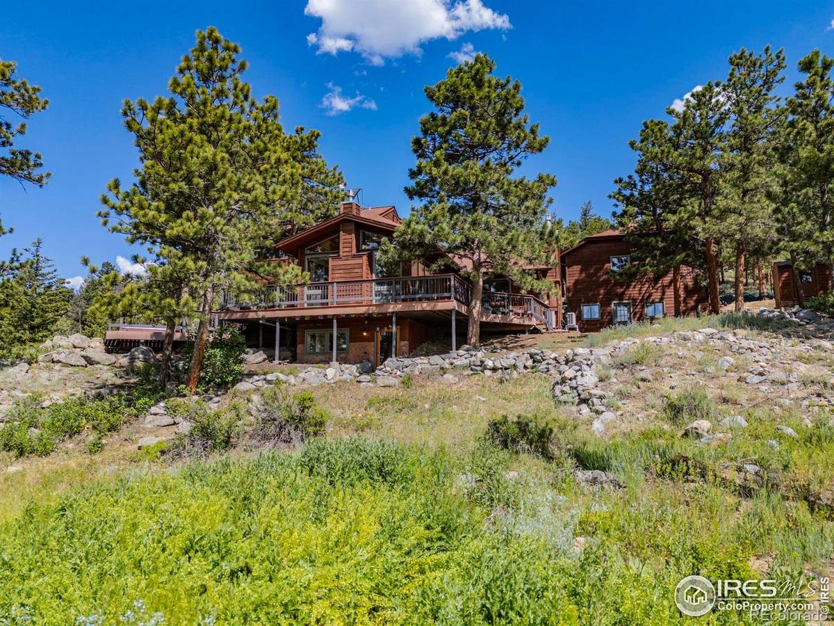 Boulder, CO 80302,208 Coughlin Meadows RD