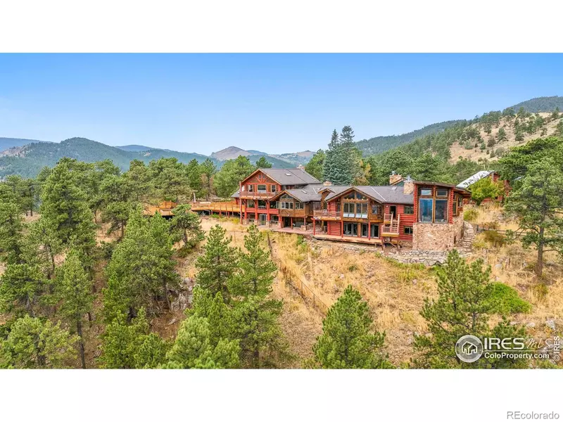 470 79 1327 1344 1327 Weaver DR, Boulder, CO 80302