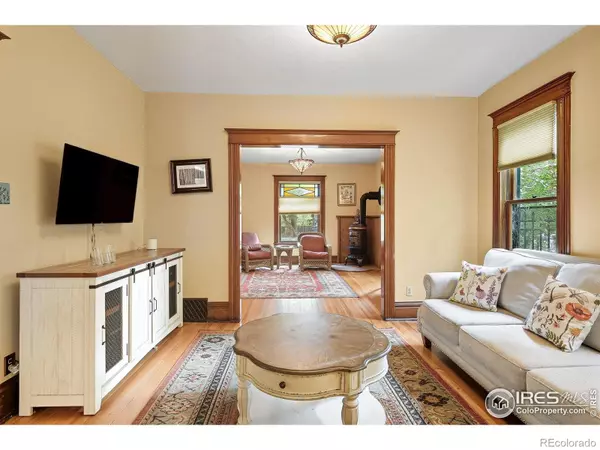 Lyons, CO 80540,418 Seward ST