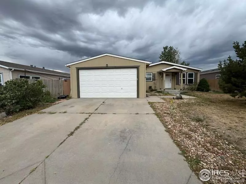 661 Meadowlark LN, Lochbuie, CO 80603