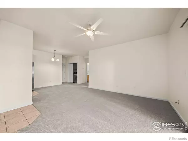 Loveland, CO 80538,4725 Hahns Peak DR #101