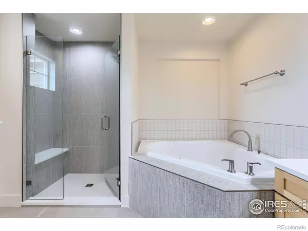 2339 Whistler DR, Longmont, CO 80504