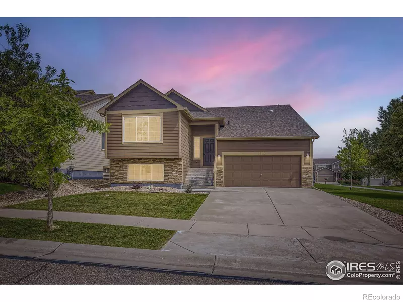 2220 Woodbury LN, Fort Collins, CO 80524