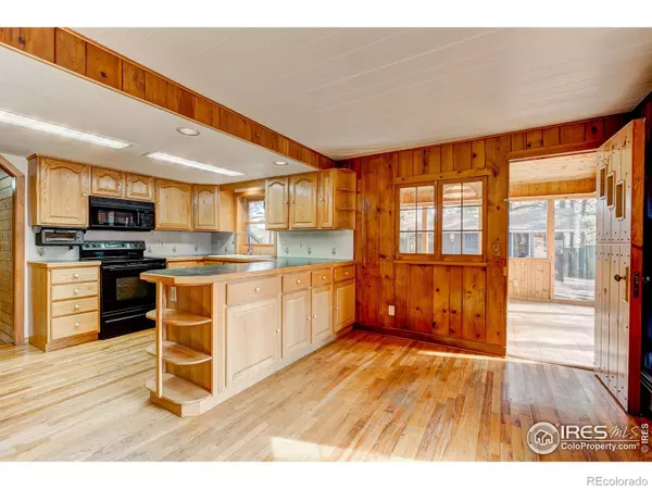 Estes Park, CO 80517,910 Shady LN
