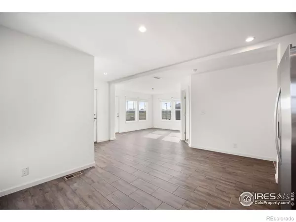 Loveland, CO 80537,532 Sunset Cliffs DR