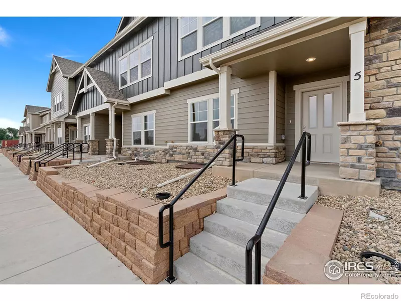 3027 Knolls End DR #2, Fort Collins, CO 80526