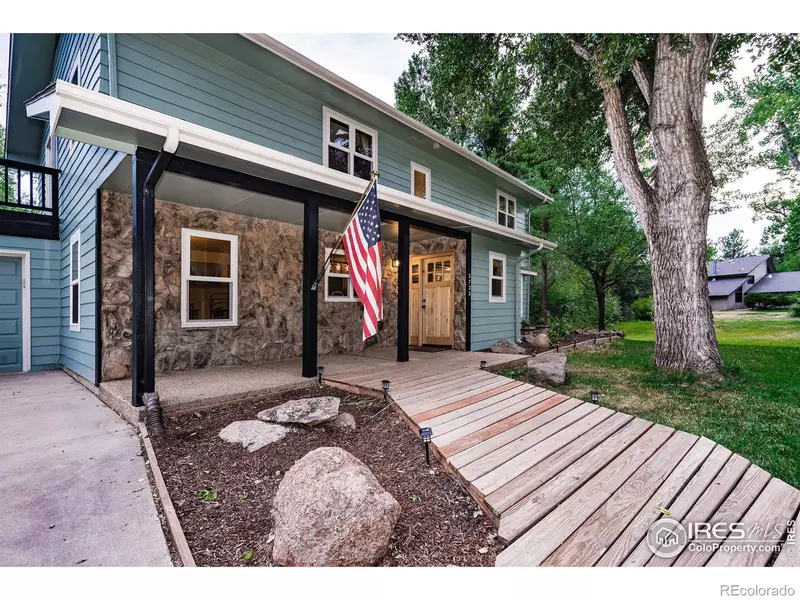 2722 McConnell DR, Laporte, CO 80535