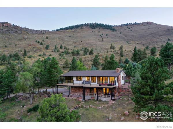 703 Apple Valley RD, Lyons, CO 80540