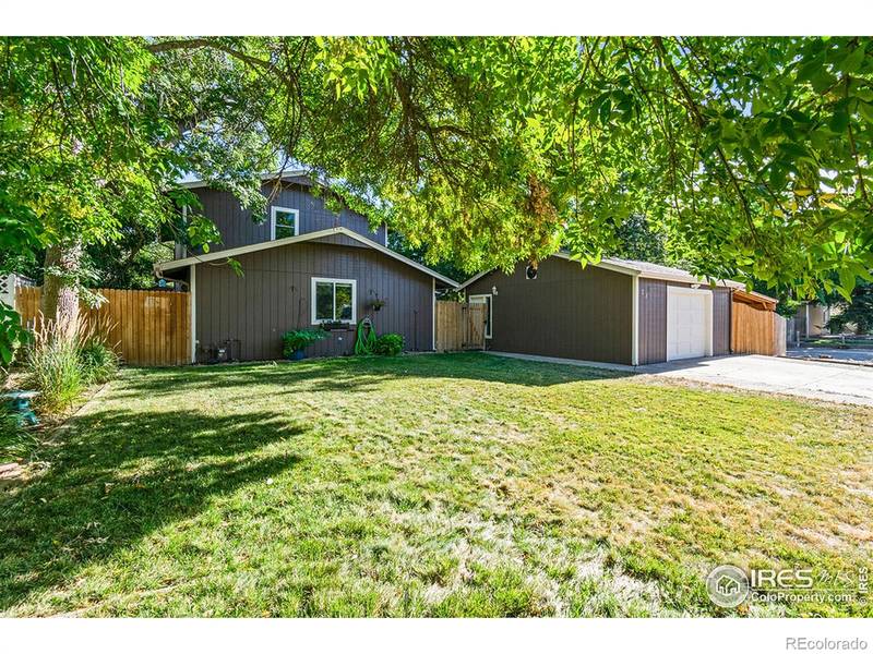 25 Empire PL, Longmont, CO 80504