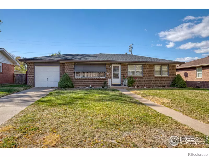 1027 30th Ave Ct, Greeley, CO 80634