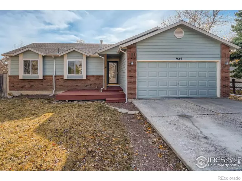 924 Ptarmigan CIR, Loveland, CO 80538