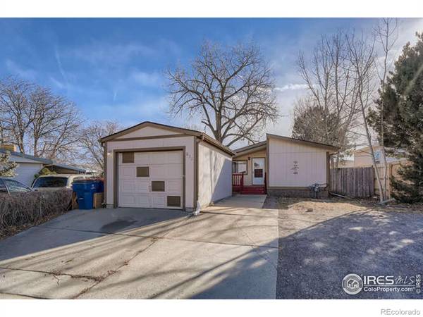 832 Glen Barr ST, Dacono, CO 80514