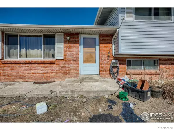 Longmont, CO 80501,4 Curtis PL