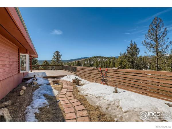 Nederland, CO 80466,740 County Road 99