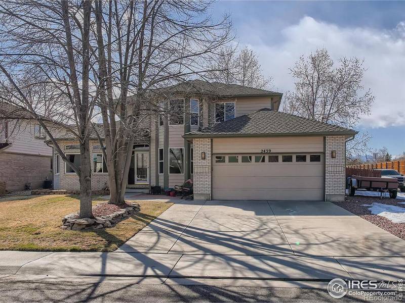 2439 Maplewood CIR, Longmont, CO 80503