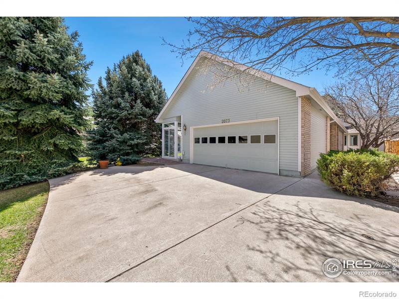 2073 Stoney Hill CT, Fort Collins, CO 80525