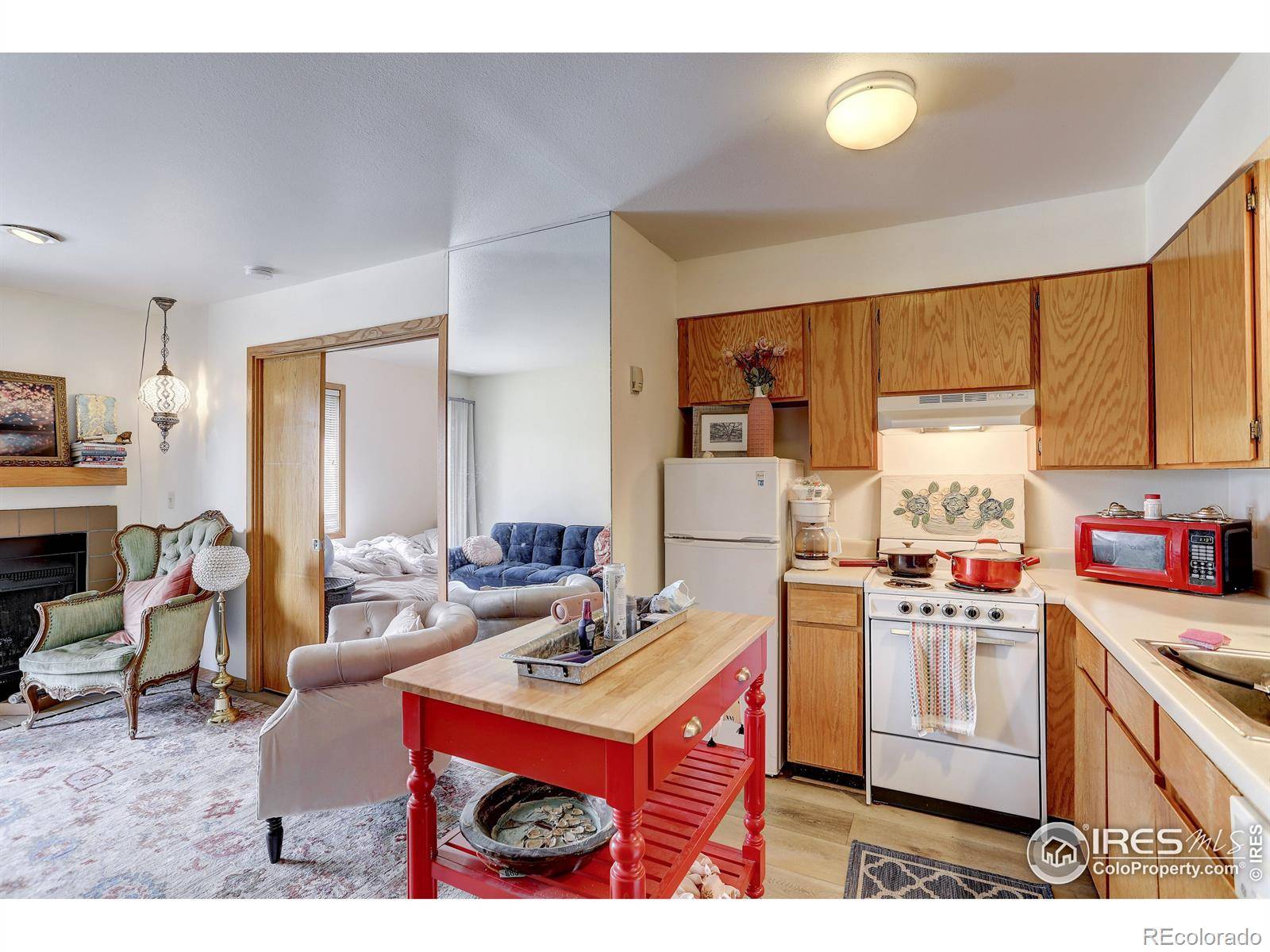 Boulder, CO 80304,2711 Mapleton AVE #9