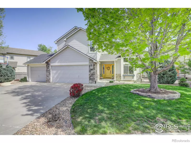 4018 Hawthorne CIR, Longmont, CO 80503