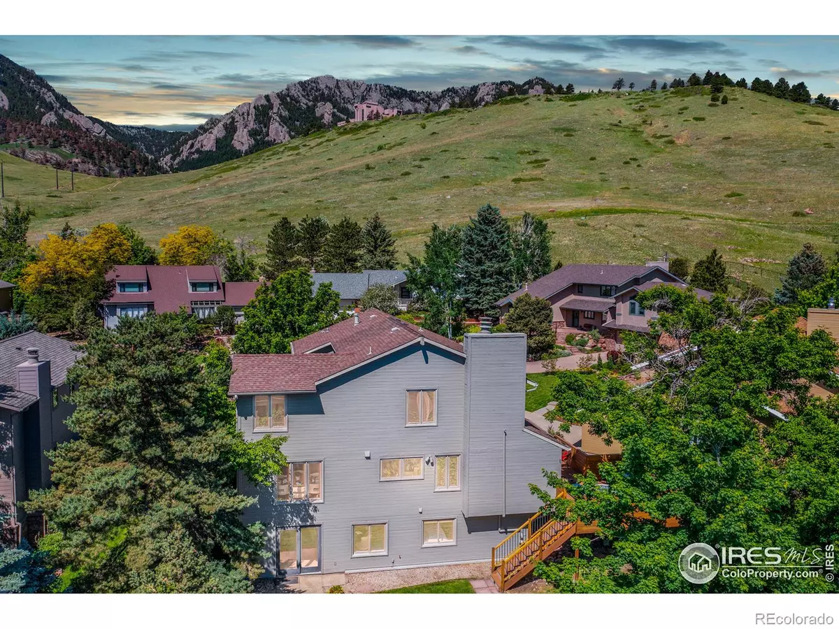 Boulder, CO 80305,1136 Woodland CT