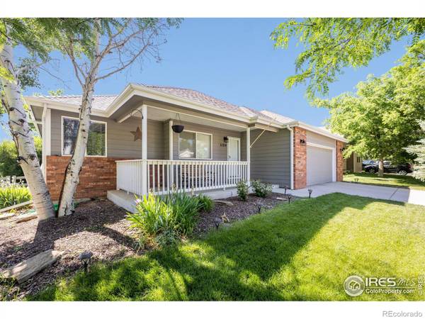 1124 Black Hawk LN, Eaton, CO 80615