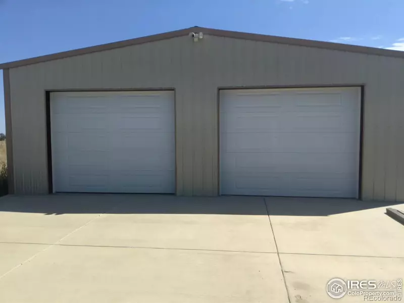 12 S Pine LN, Wiggins, CO 80654