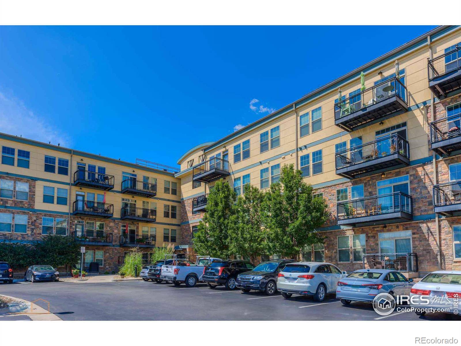 13598 Via Varra #215, Broomfield, CO 80020